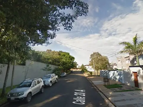 Terreno en Venta 17  mts Fondo