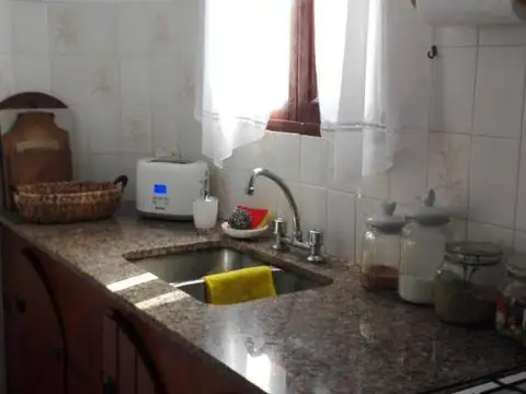 Venta - Encantadora Casa de 3 Ambientes en Costa del Este ¡Ubicación Privilegiada!