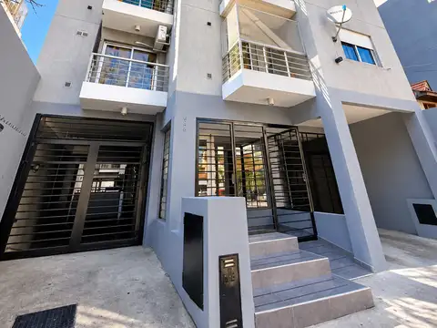 Departamento de 2 ambientes en morón sur