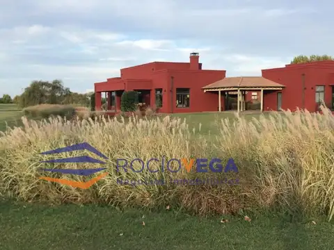 Lote a la venta en La Primavera Golf