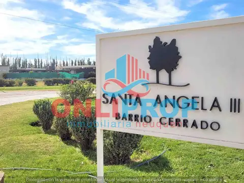 Casa en Alquiler con 1 cochera