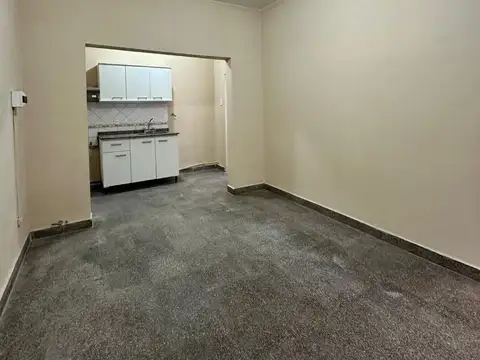 Depto Tipo Casa en Alquiler de 3 ambientes