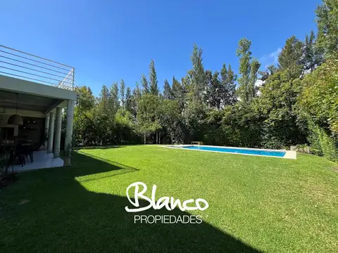 Casa en Alquiler de 3 dormitorios