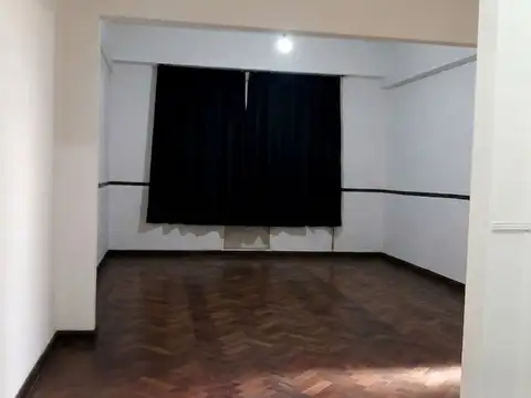 SE VENDE DEPARTAMENTO 2 DORMITORIOS B° CENTRO