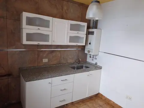 Departamento 4 ambientes con 1 baño