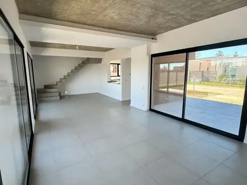 Casa en Alquiler 2 años