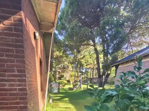 Casa 4 ambientes con 4 baños
