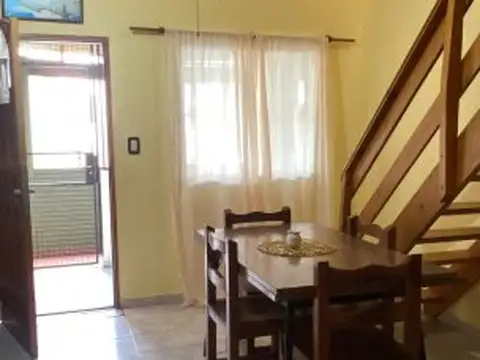 Oportunidad  Se vende hermoso departamento duplex de 3 ambientes con balcón - Santa teresita