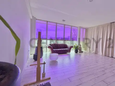 VENTA EXCELENTE OFICINA EN PALERMO HOLLYWOOD SEMIPISO AMPLIA Y LUMINOSA OPORTUNI