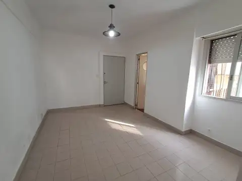 Departamento en Alquiler en Ramos Mejía Norte, $ 450.000