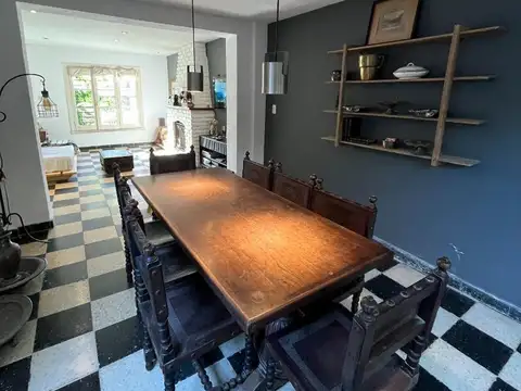 CASA DE GRAN CLASE Y ESTILO - LOMA STELLA MARIS/VARESE