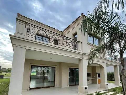 Casa en Venta de 5 dormitorios