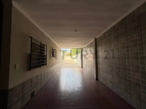 Avenida del Libertador 400, Piso 0