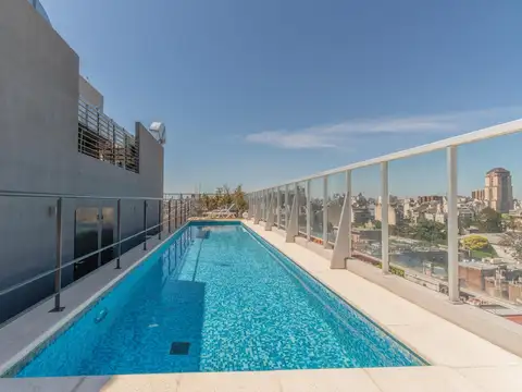 Único depto de 2 Amb, con Cochera Doble, Suite Toilette, Patio, Balcón y Amenities