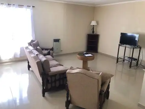 Casa en Venta en Lujan, USD 135.000
