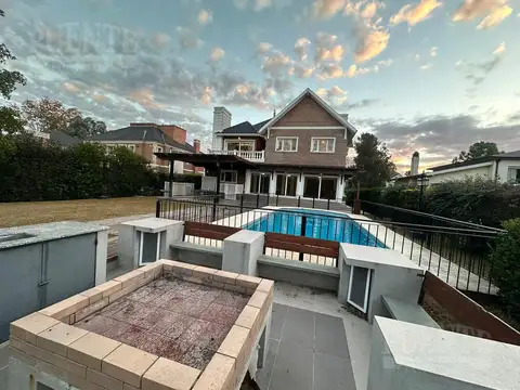 Casa en Venta de 4 dormitorios