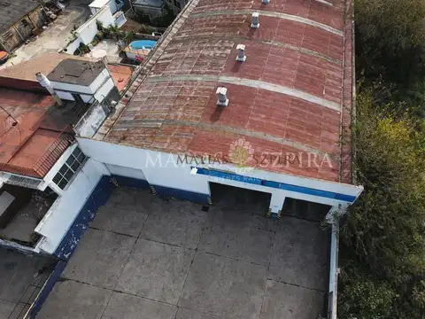 Galpón a la Venta en Merlo