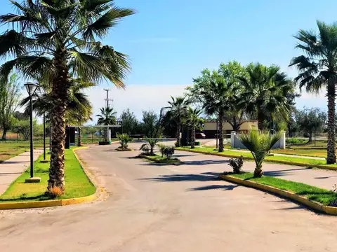 OPENHOUSE vende excelente terreno en Barrio La Fontana