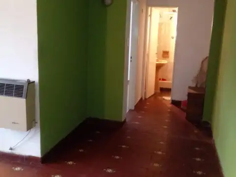 Depto Tipo Casa en Venta de 2 ambientes