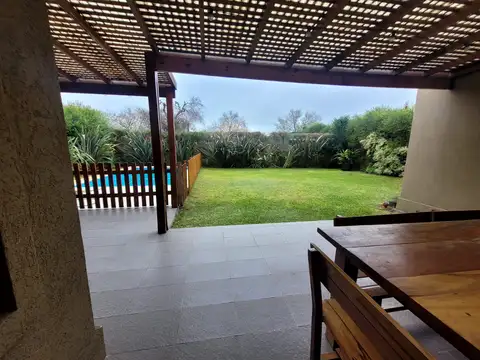 Casa en Alquiler de 4 dormitorios