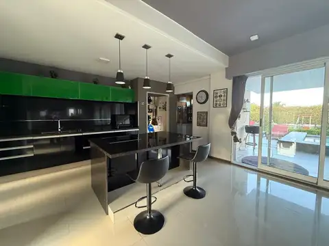 Casa en Alquiler en San Sebastian, USD 4.500