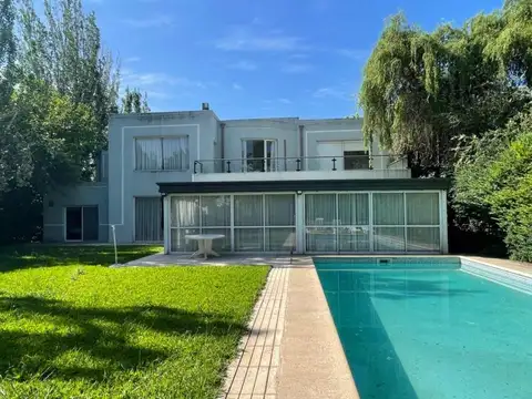 Casa en Venta de 6 dormitorios
