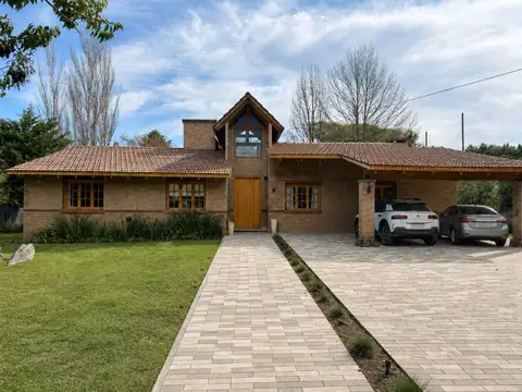 Casa en Venta en Villa Allende, Colón