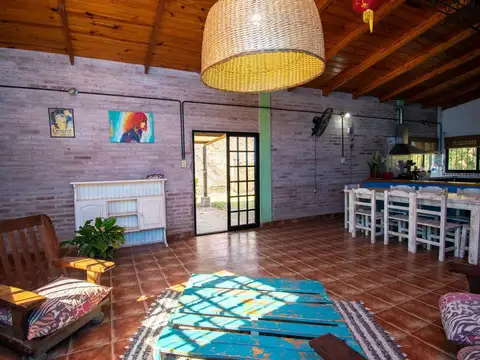 Casa 3 ambientes con 1 baño