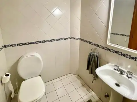 Excelente oficina centro de San Isidro 50 m2 con Cochera
