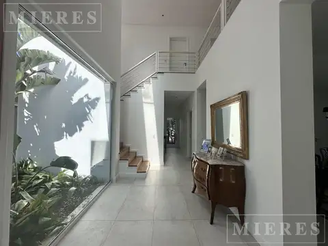 Casa en Alquiler al Oeste