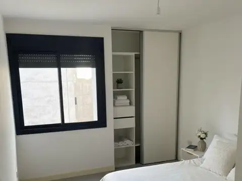 Parana 400, Piso 9°