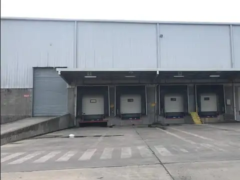 NAVE - CÁMARA DE TÉMPERATURA CONTROLADA EN ALQUILER | ÁREA DE PROMOCIÓN EL TRIÁNGULO