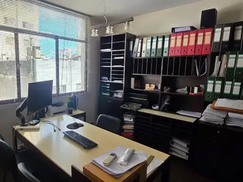 Oficina en Venta 64 años