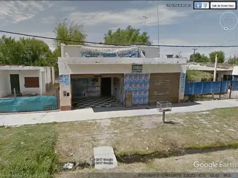 Local de 186 m² en Guernica, partido de Presidente Perón. 