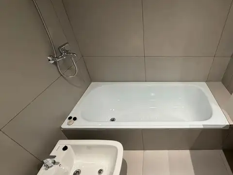 DEPTO 3 AMB A ESTRENAR CON BALCÓN VISTA ABIERTA.