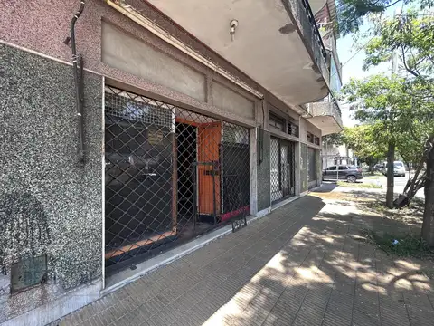 Local en Venta 50 años