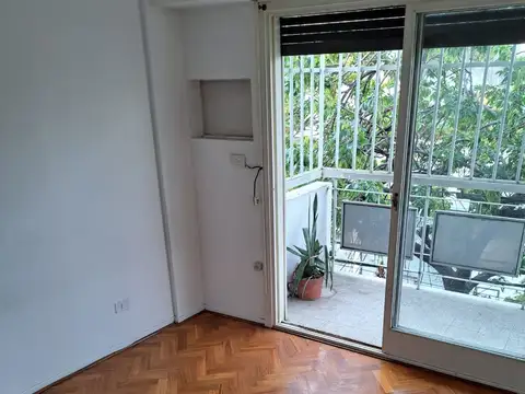 ALQUILER DEPARTAMENTO 4AMB DEPEND/BALCON EN FLORES