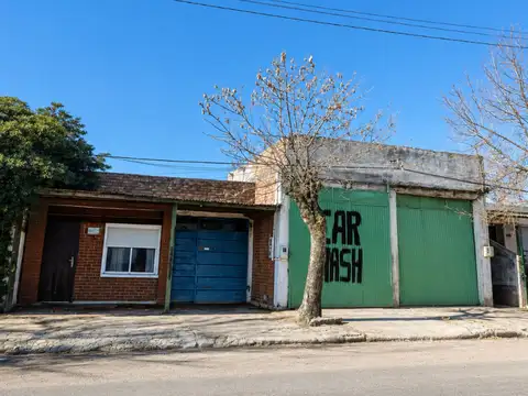 Oportunidad para inversores  3 casas mas galpón.