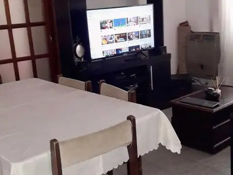 Depto Tipo Casa en Venta en Villa Dominico, USD 69.000