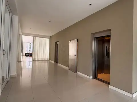 Departamento en Venta en Vicente López Vías / Maipú, USD 208.000