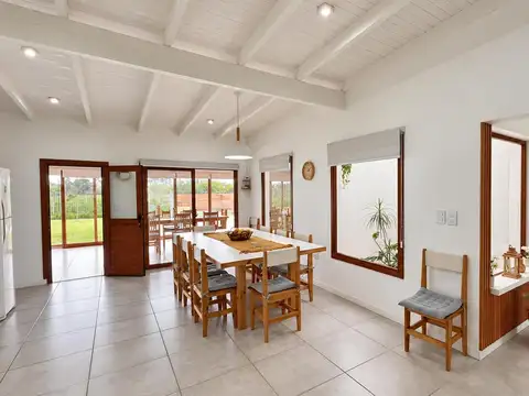 Venta Casa 3 Dormitorios y piscina a estrenar Barrio Cerrado Ribera 160 y 467- City Bell, La Plata