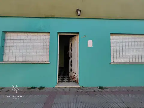 Casa 3 amb, mas deposito, patio, parrilla 260 m2