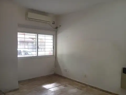 PH PLANTA BAJA VENTA MONTE CASTRO PATIO FRENTE