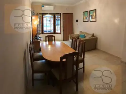 Depto Tipo Casa 4 ambientes con 1 baño