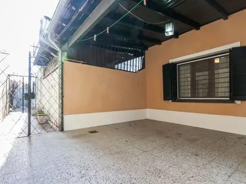 Depto Tipo Casa en Venta 46 años