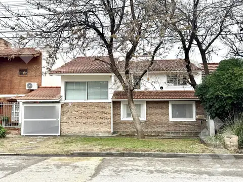 Casa Monoambiente con 2 baños