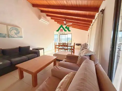 Casa 5 ambientes con 2 baños