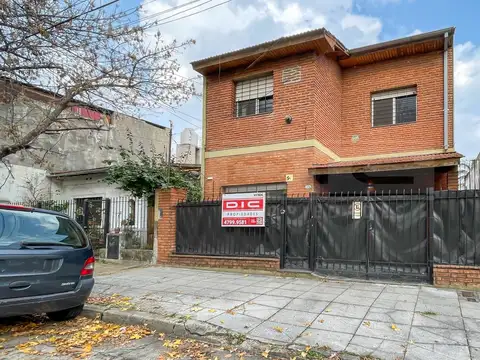 Casa 3 dormitorios Venta - Olivos-Maipu/Uzal