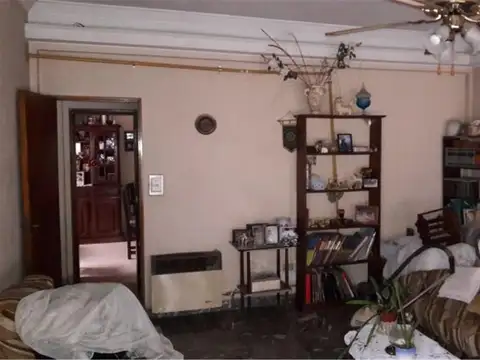 Casa 4 ambientes con 1 baño