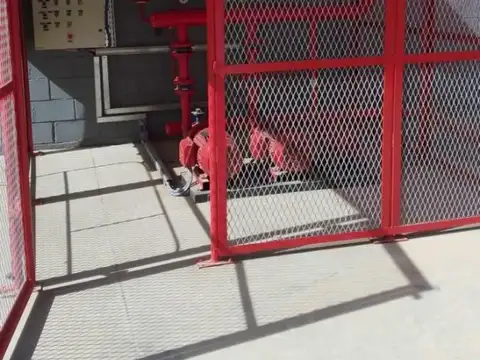 Galpon en Alquiler 125  mts Fondo